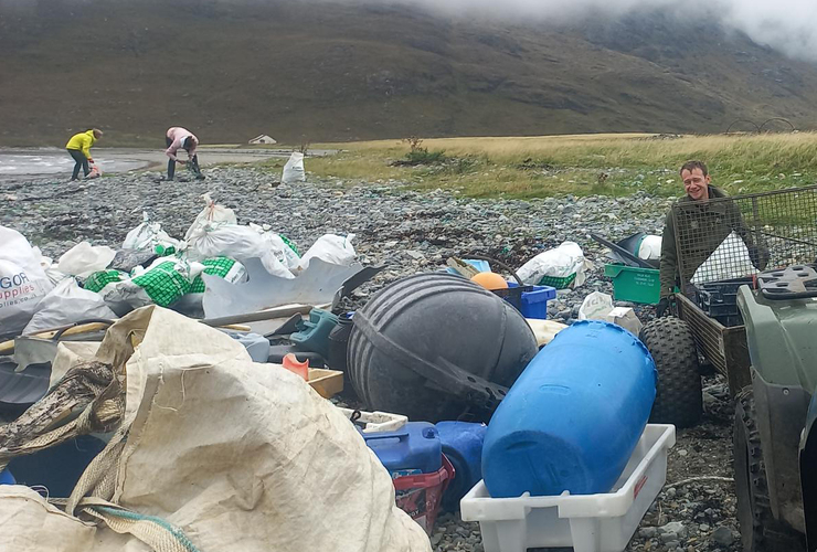 Ben Smith beach clean 6