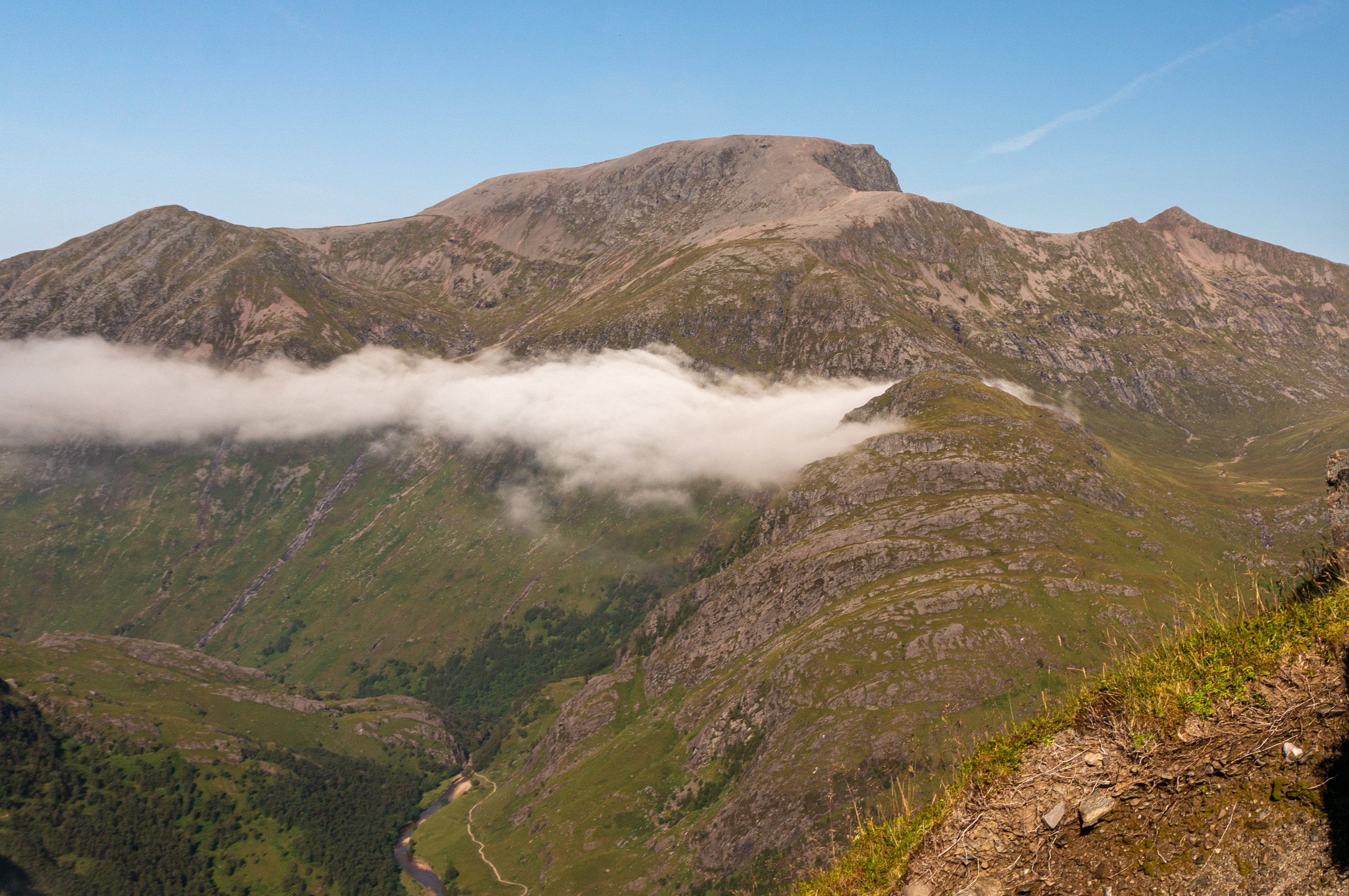 Ben Nevis from An Gearanach by Mike Souter