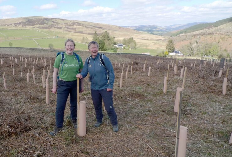 Ellie and Karen at Glenlude